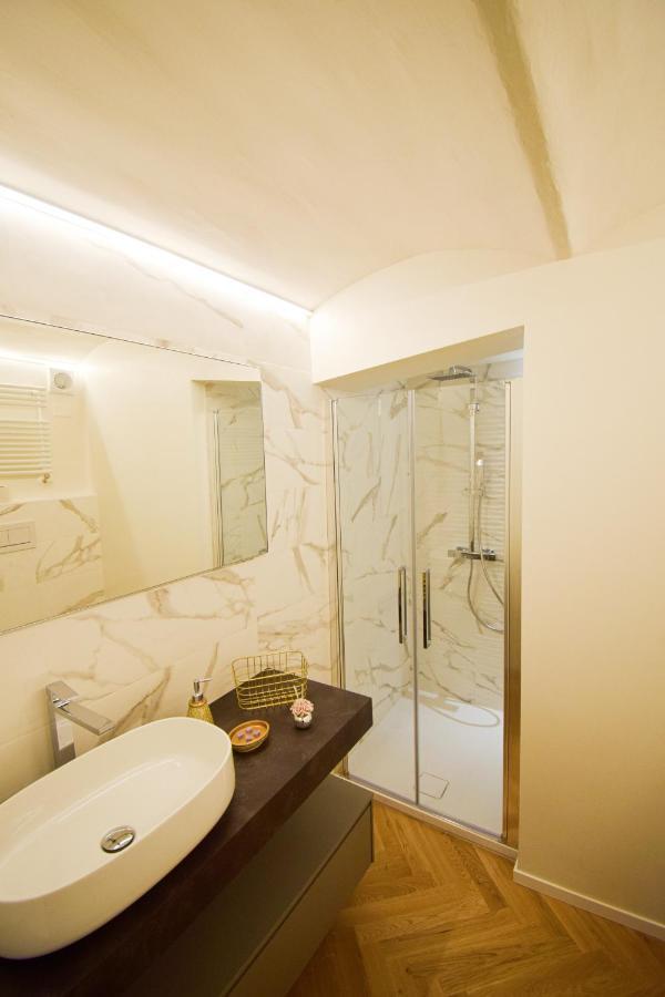 Sibilla Suite Apartment - Via Piella 14 Bologne Extérieur photo