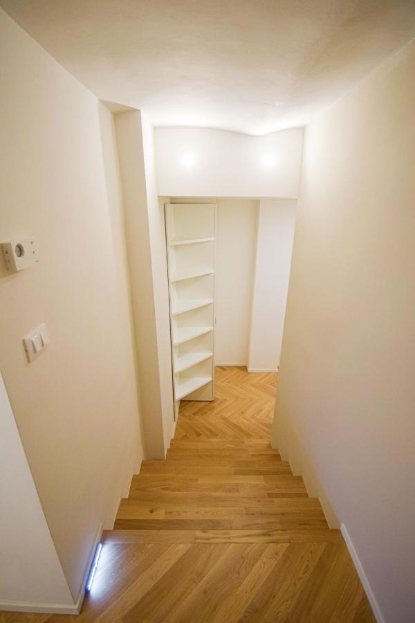 Sibilla Suite Apartment - Via Piella 14 Bologne Extérieur photo